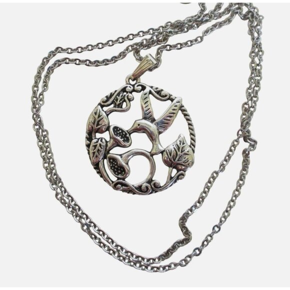 New Hummingbird and Floral Pendant Necklace - Nature Bird Jewelry - Gift Boxed - Picture 3 of 8